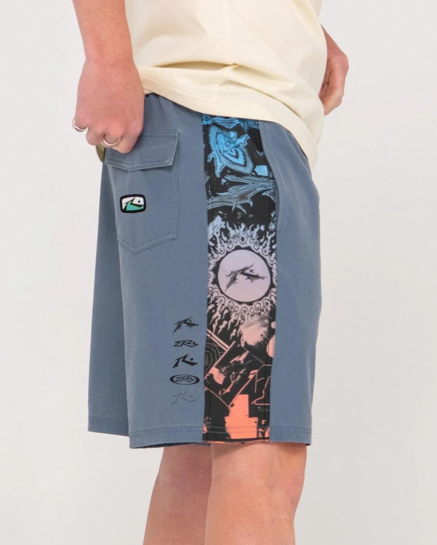 Discount Lot And Tabouli Printed 20\\ Mens Boardshorts