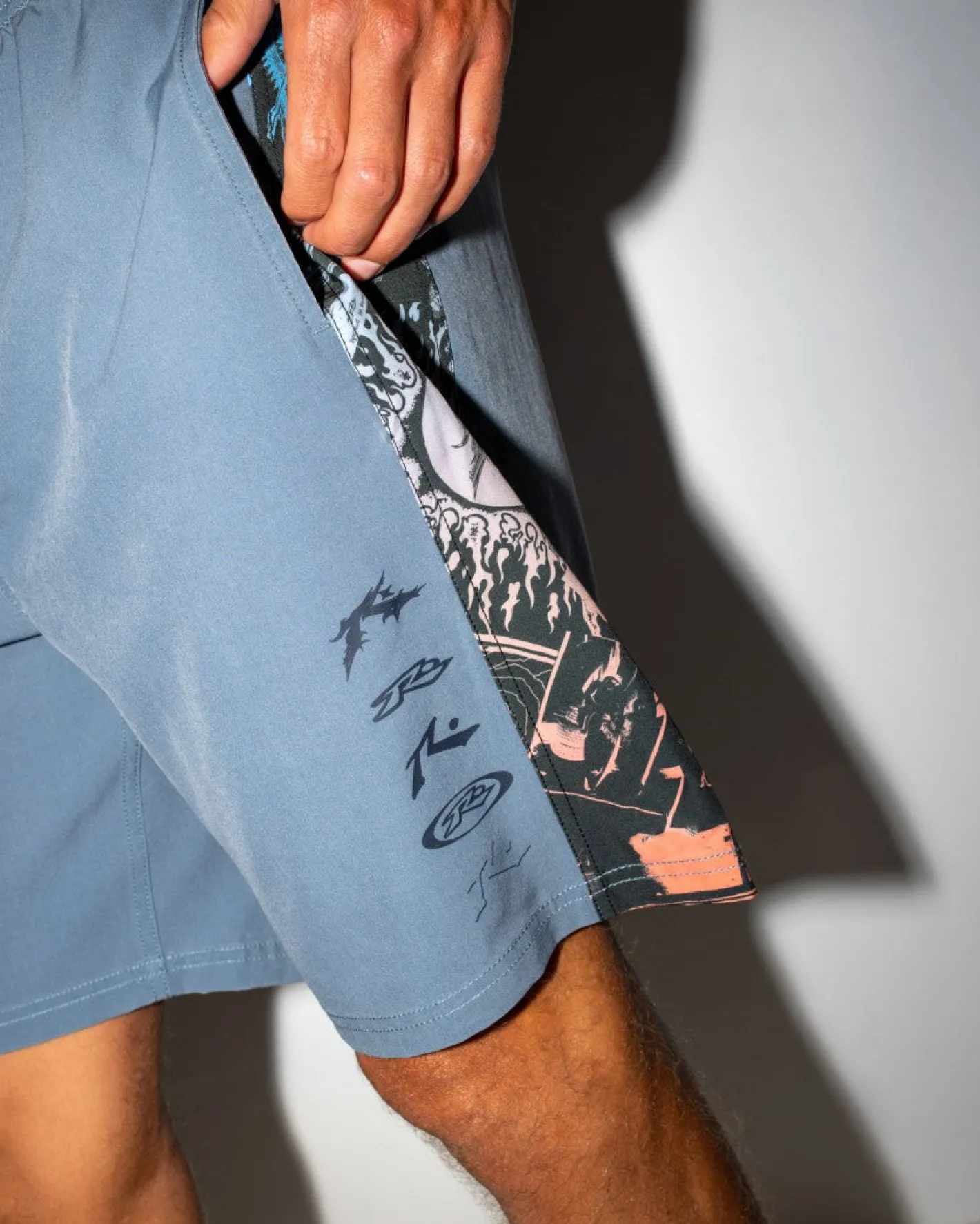 Discount Lot And Tabouli Printed 20\\ Mens Boardshorts