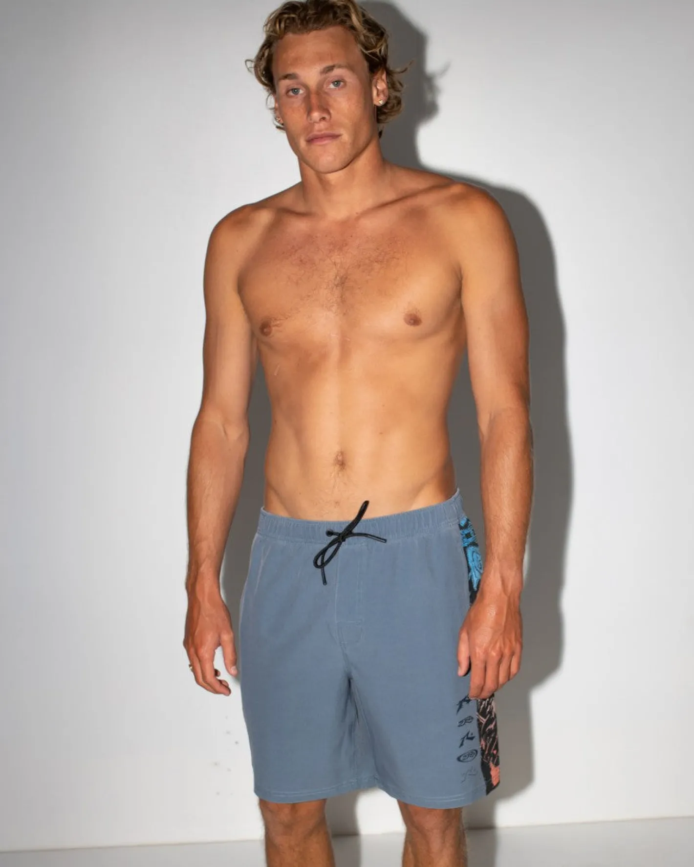 Discount Lot And Tabouli Printed 20\\ Mens Boardshorts