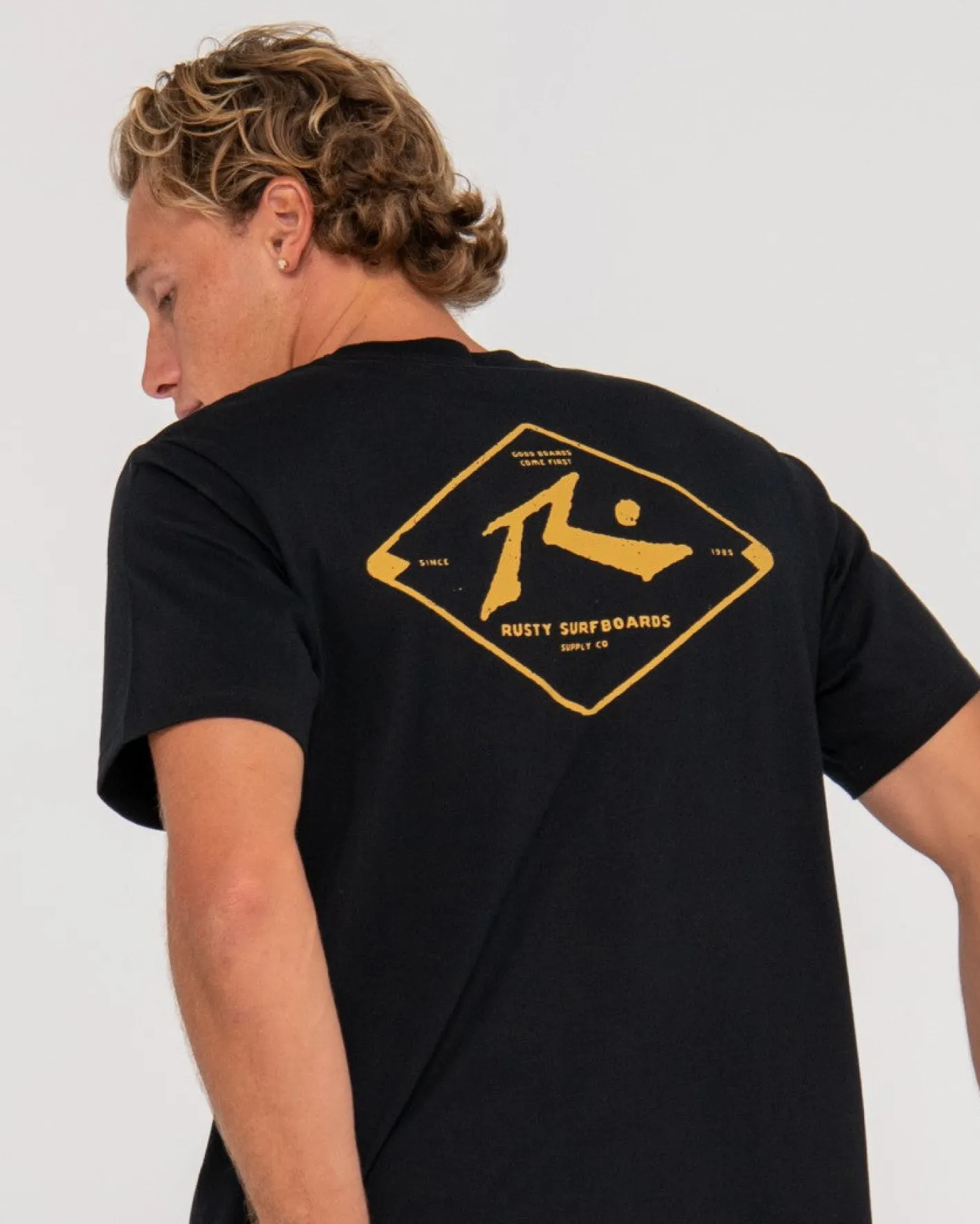 Store Wull Wolume Short Sleeve Graphic Tee Mens Tees